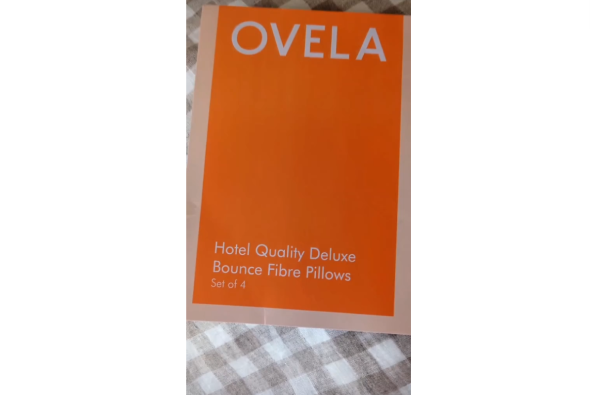 Set of 4 Ovela Hotel Quality Deluxe Bounce Fibre Pillows