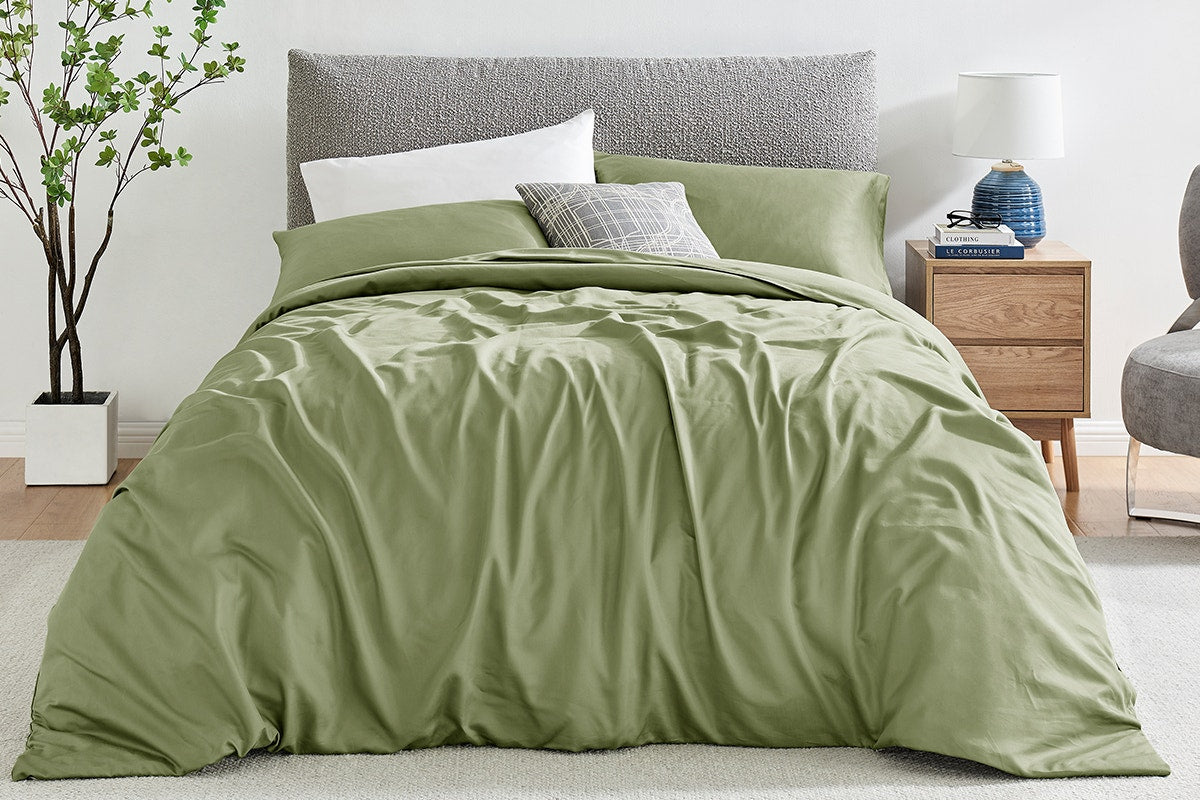 Ovela 1200TC Cotton Quilt Cover Set  - Oiled Green; Single)