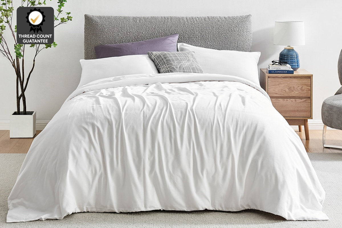 Ovela 1200TC Cotton Quilt Cover Set  - White; Single)