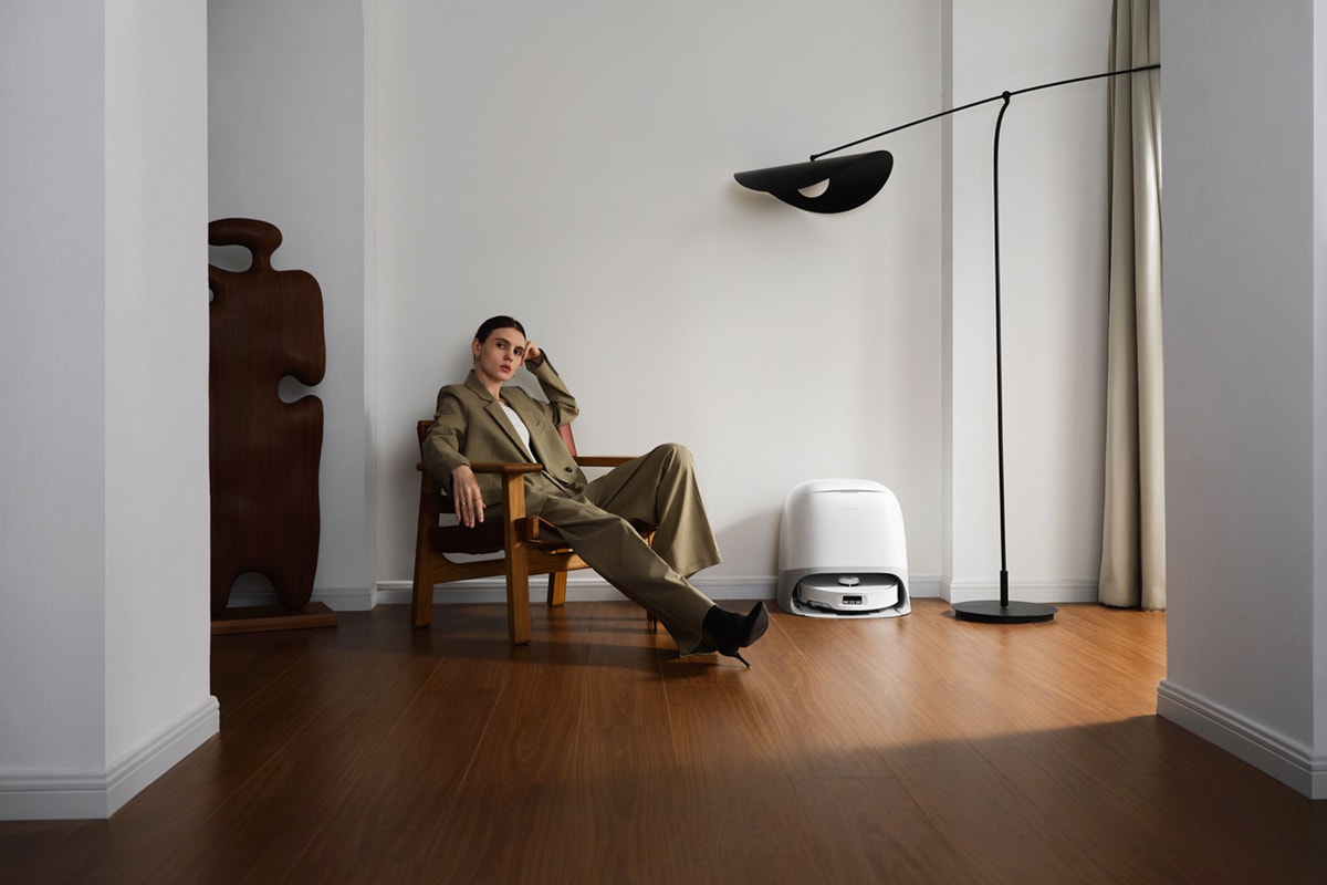 Roborock Qrevo Curv Robot Vacuum and Mop Cleaner (Official Australian Model)