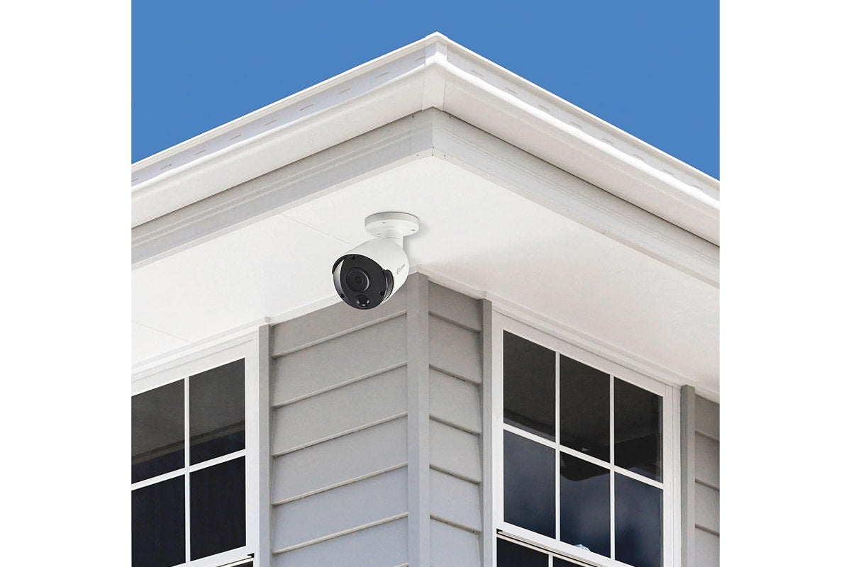 Swann 4 Channel 1TB DVR with 4 x 4K Ultra HD Security Cameras System (SODVK-456804)