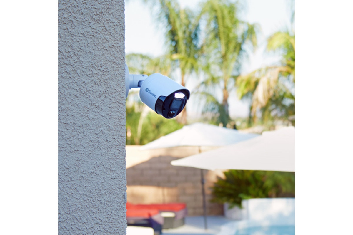 Swann Master Series 16 Channel NVR with 8 x 4K HD Security Camera System