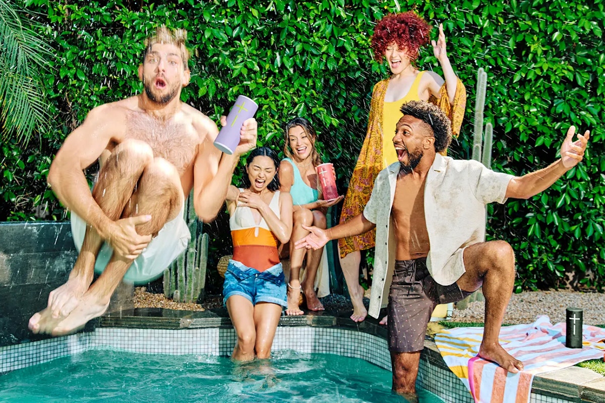 Ultimate Ears Boom 4 Portable Bluetooth Speaker (Enchanting Lilac)