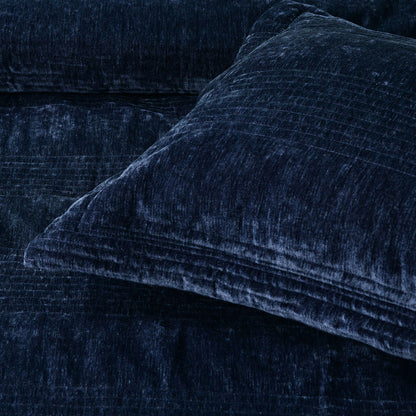 Bianca Cyrano Indigo Soft Velvet Polyester Quilted Coverlet Set Queen/King