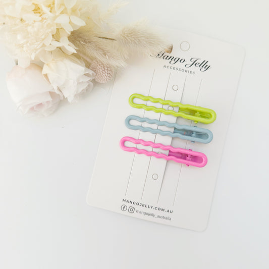 MANGO JELLY Gloss Glaze Wavy Hair Clips - Neon - 3 Pack, Non-Slip, 6cm, 15 Colors Available