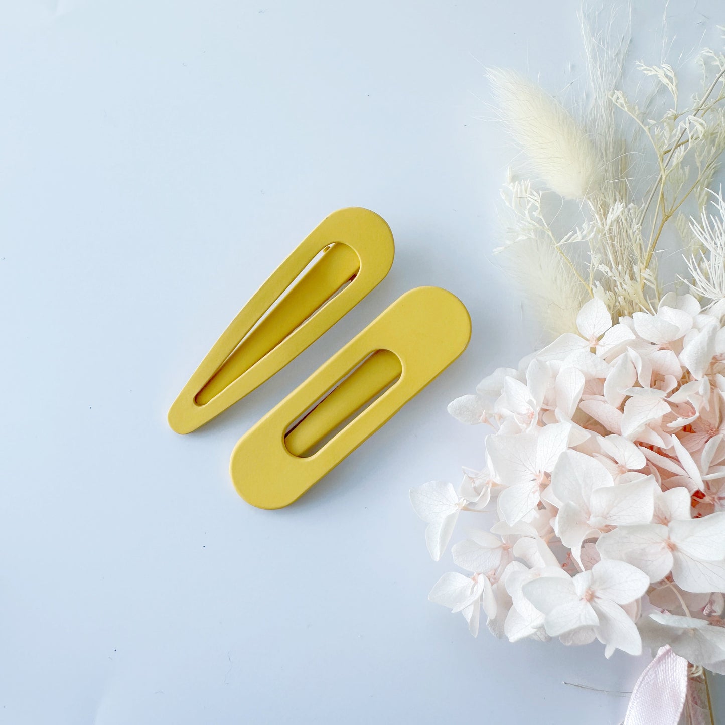 MANGO JELLY Large Pastel Coated Hair Clips - Mustard, 6cm, Non-Slip, 2 Pack