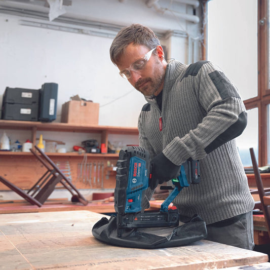 Bosch 18V Professional Wood Stapler Skin Only - Cordless - 295mm x 110mm x 380mm – view 2 - Auzzistore