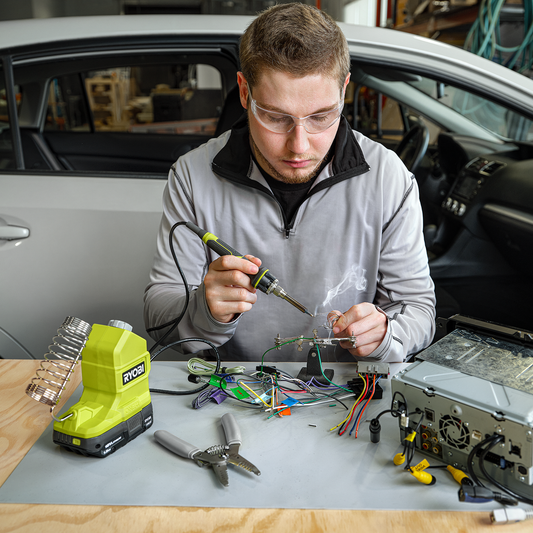 Ryobi 18V ONE+ Soldering Iron Tool Only - Portable - Variable Temperature Control - 205°C to 480°C – view 2 - Auzzistore