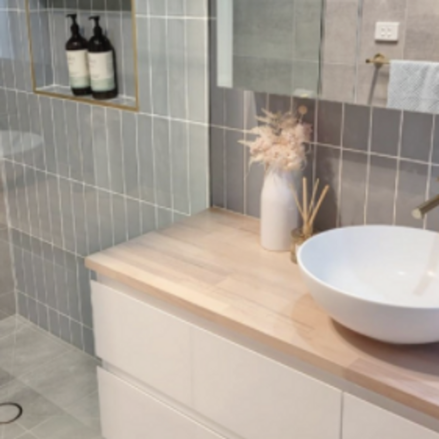 Feast Watson 1L Liming White Oil-Based Timber Finish, Tintable, UV & Water Resistant