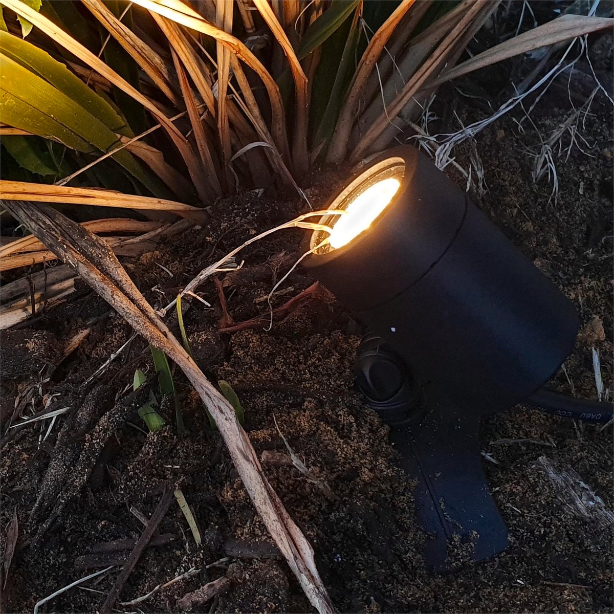 Elluminate Garden Spot Light - Large - Warm White - Plastic - Energy Efficient