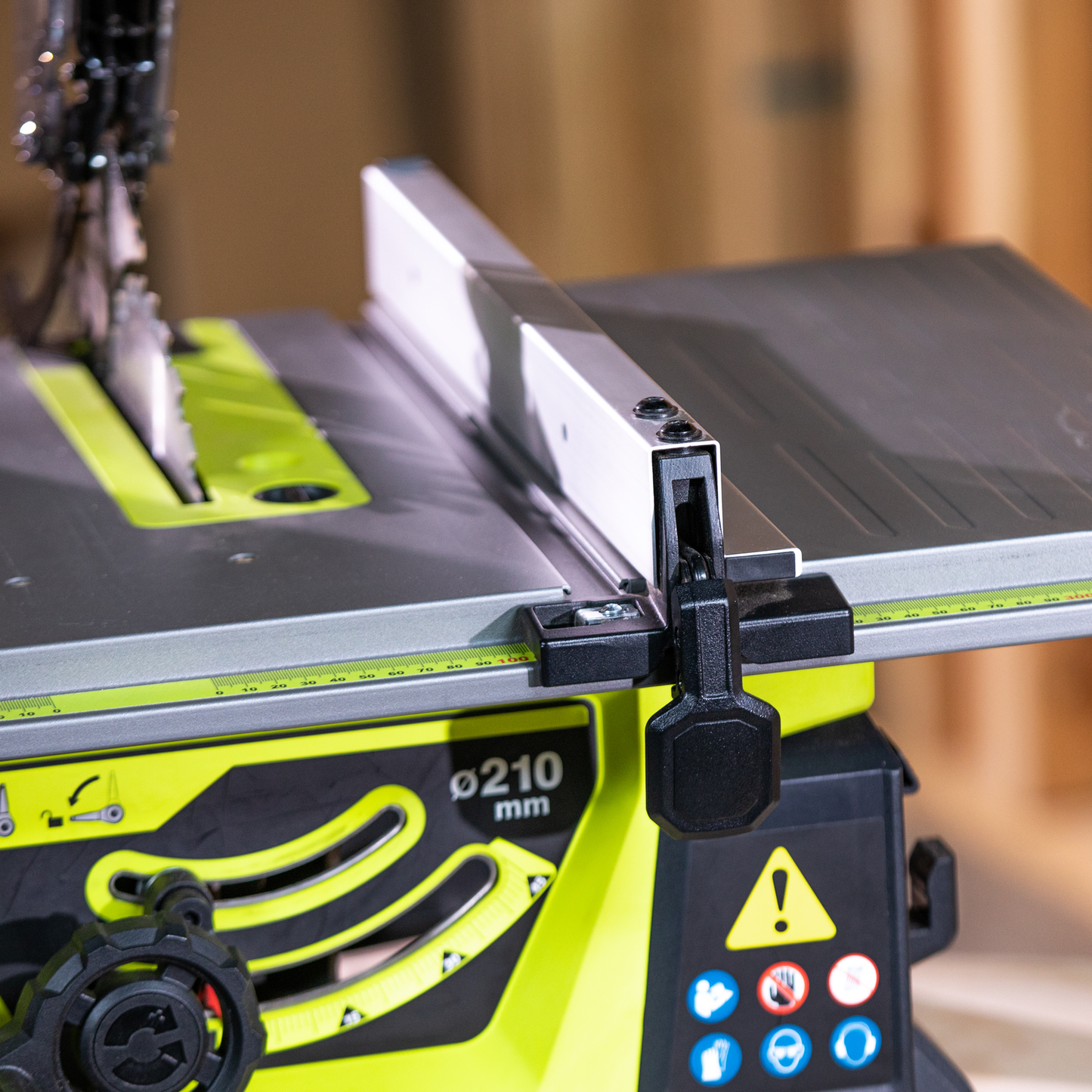 Ryobi 18V ONE+ HP™ Brushless 210mm Table Saw – Tool Only