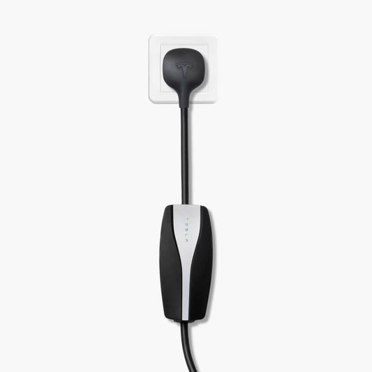 Tesla Universal Mobile Connector Gen 2 - 6m Type 2 EV Charger - Flexible Charging – view 2