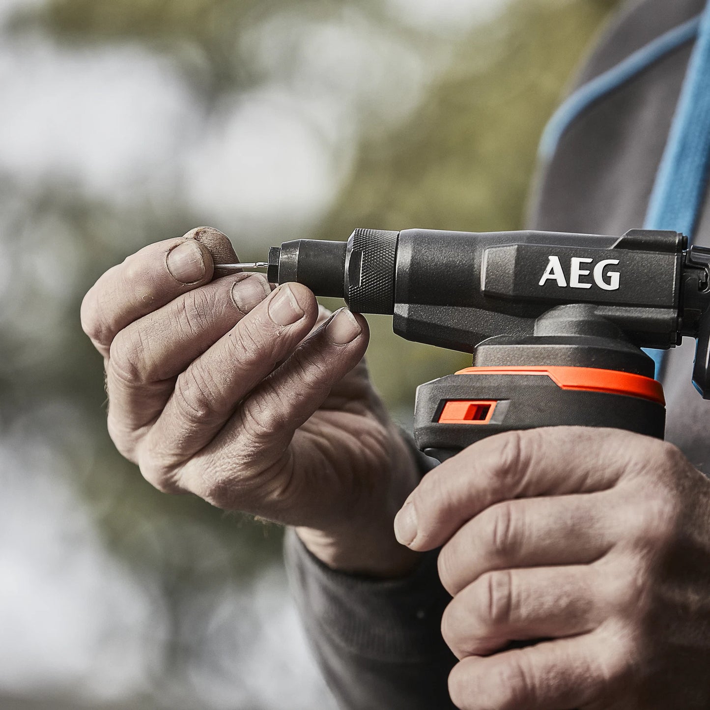 AEG 18V Compact Rivet Gun 4.8mm, Powerful Motor, Versatile, LED Light
