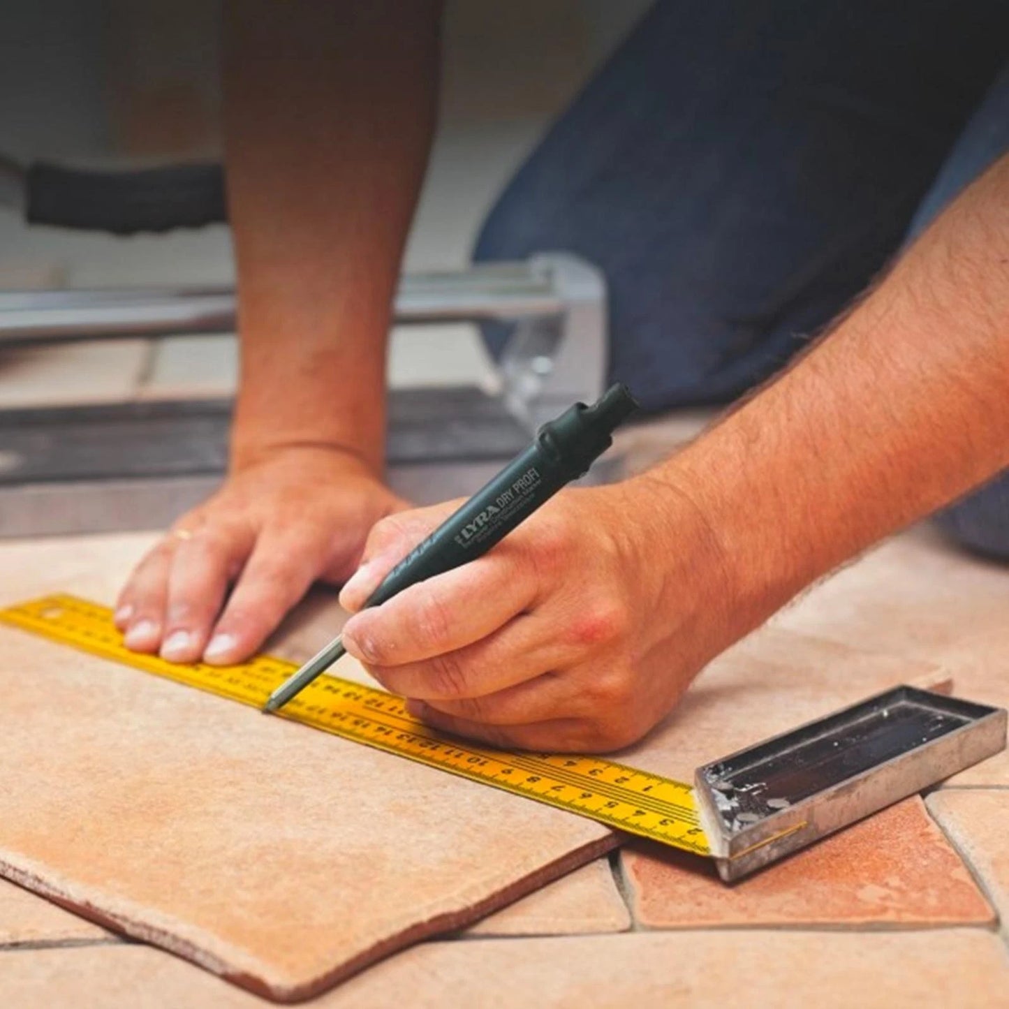 Lyra 12-Lead Refill Pack: 6x2B, 3xYellow, 3xRed - Versatile Mechanical Pencil Refills