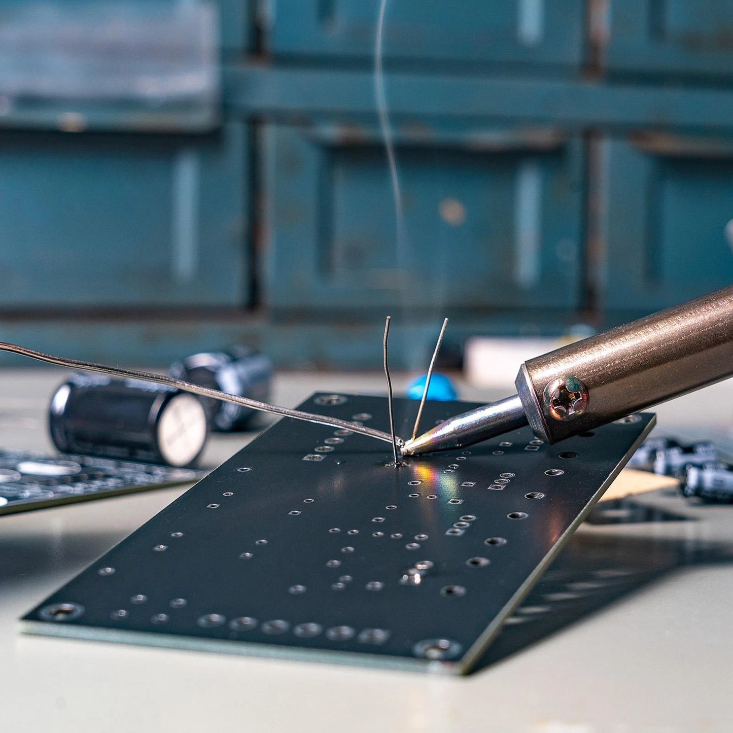 Ozito 30W Soldering Iron Kit with Fast Heat-Up, Workstation & Accessories