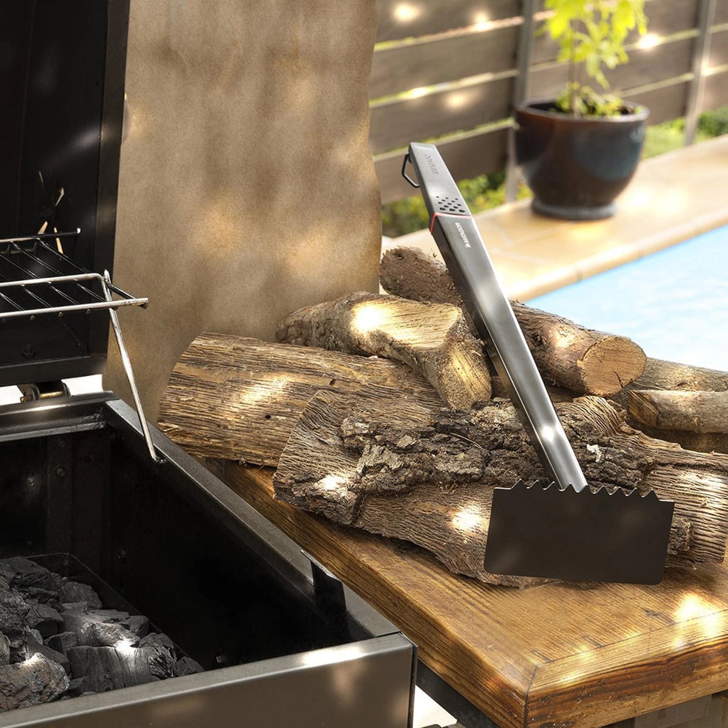 Matador Fuel Poker - Stainless Steel, Cool-Touch Handle, Extended Reach