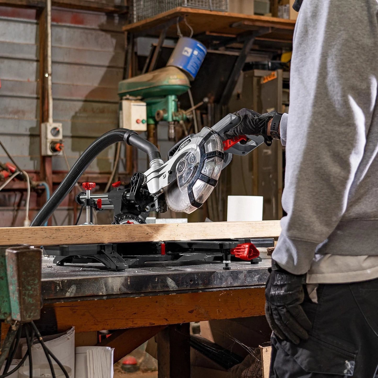 Ozito 1800W Double Bevel Sliding Mitre Saw 210mm with Laser Guide