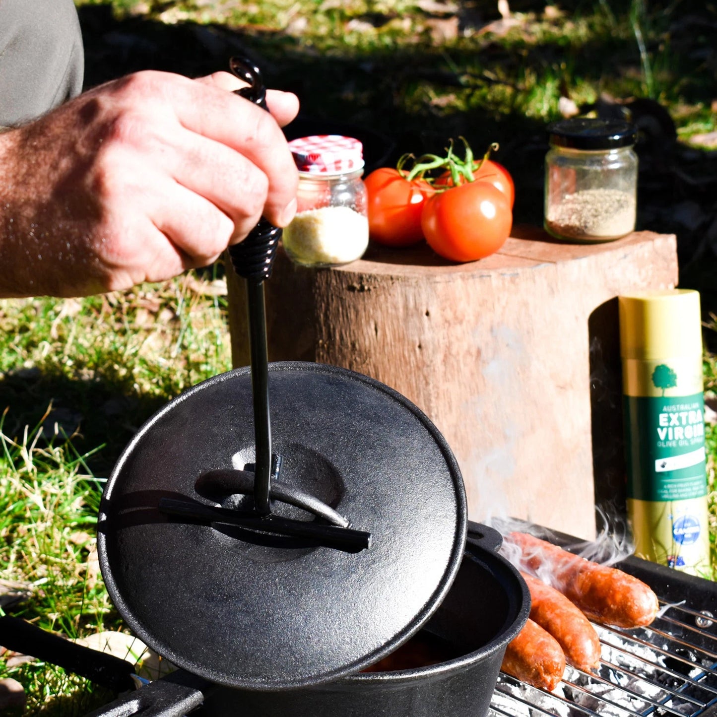 Jumbuck Cast Iron Lid Lifter, Heat-Resistant, Long Handle, Universal Fit, 245mm Length