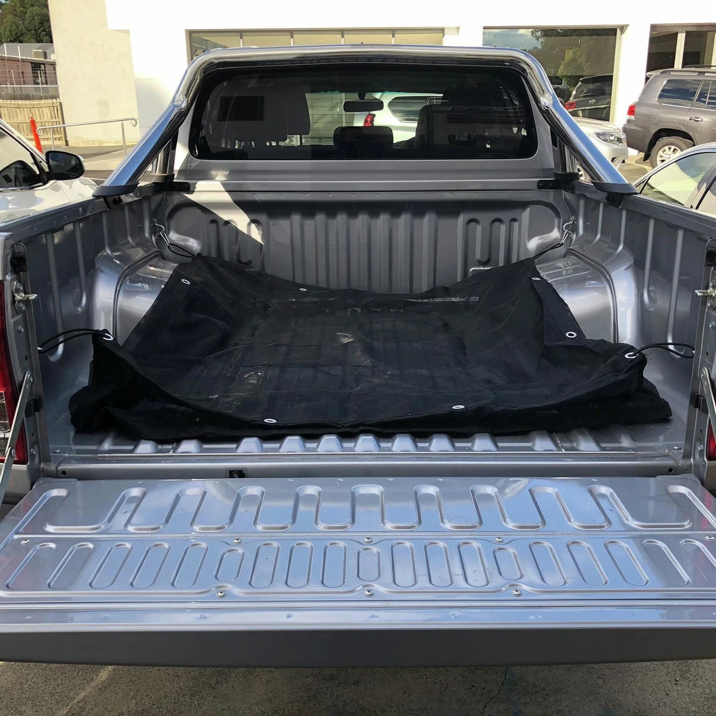 Lion Dual Cab Tub-Fit MeshTech Cargo Net, Adjustable Anti-Tangle Design, UV Protected