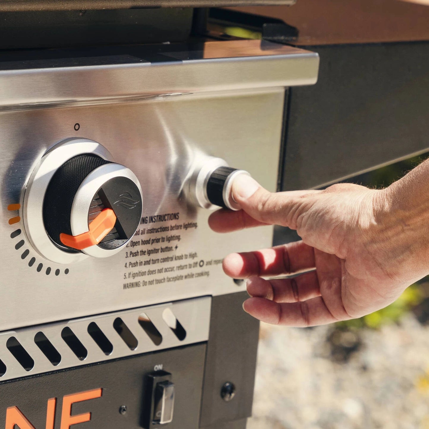 Blackstone 2 Burner 28" Griddle with Air Fryer, 34,000 BTU, Cover Included