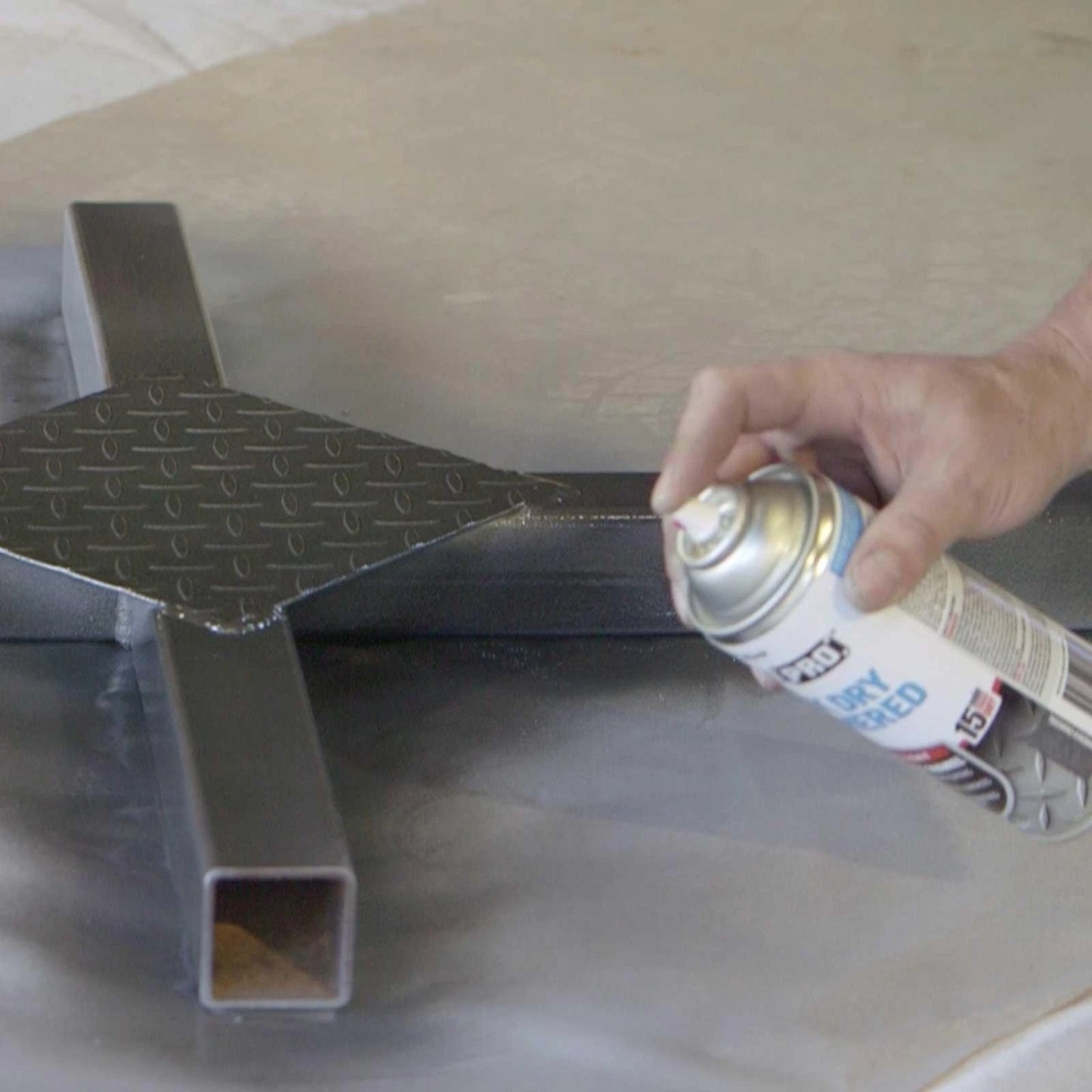 Dy-Mark MetalPro Charcoal Quick Dry Hammered Enamel, 300g, Durable Anti-Corrosive Finish