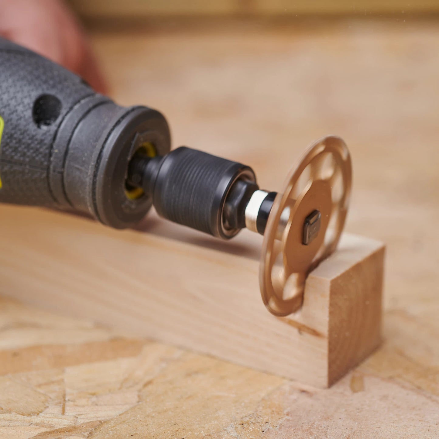 Ryobi 38mm Twist Lock Wood Carbide Wheel for Timber & Laminates, High-Speed 35,000 RPM