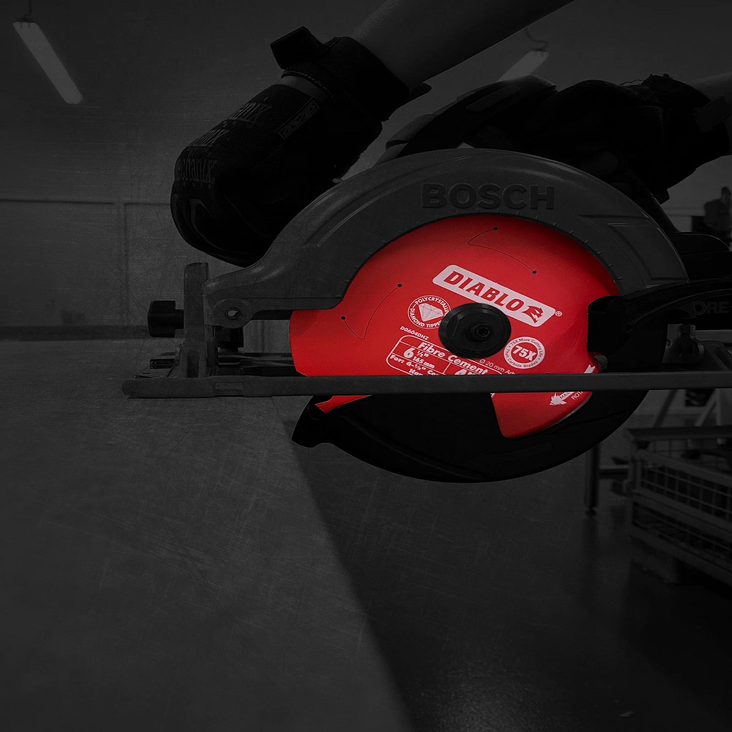 Diablo 165mm 4T PCD Fibre Cement Saw Blade - Long Life, Dust Reduction, Anti-Vibration