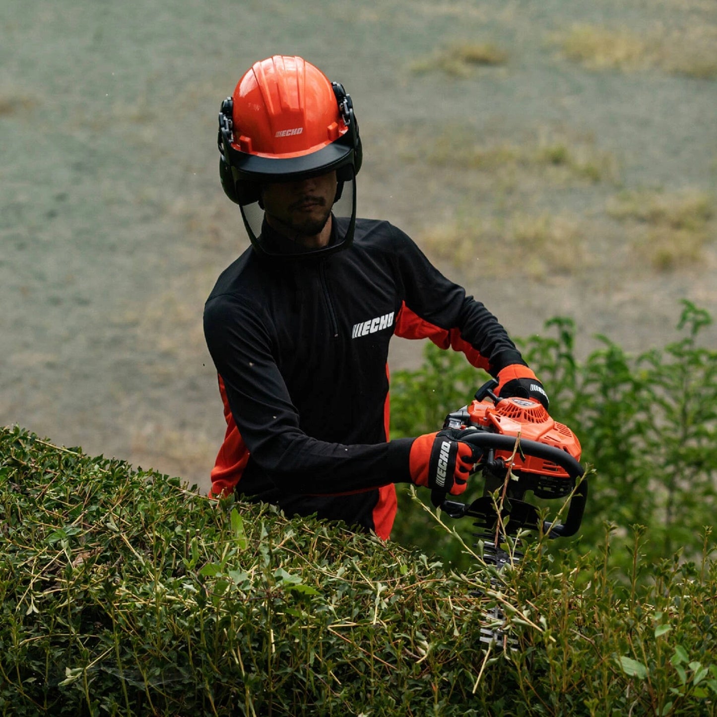 ECHO 534mm 21.2cc Petrol Hedge Trimmer, Double-Edged Blades, 3600 CPM