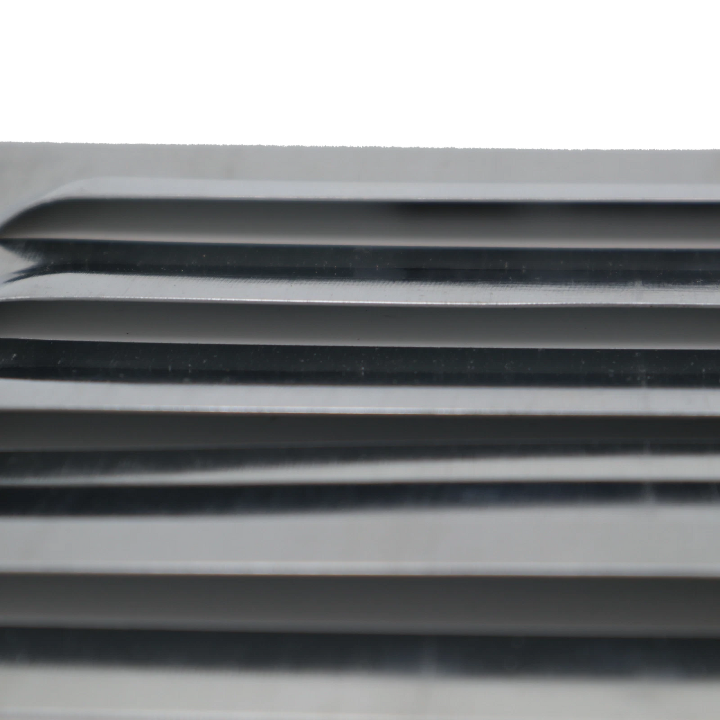 Builders Edge Galvanised Louvred Brick Vent 230x150mm - Corrosion & Pest Prevention