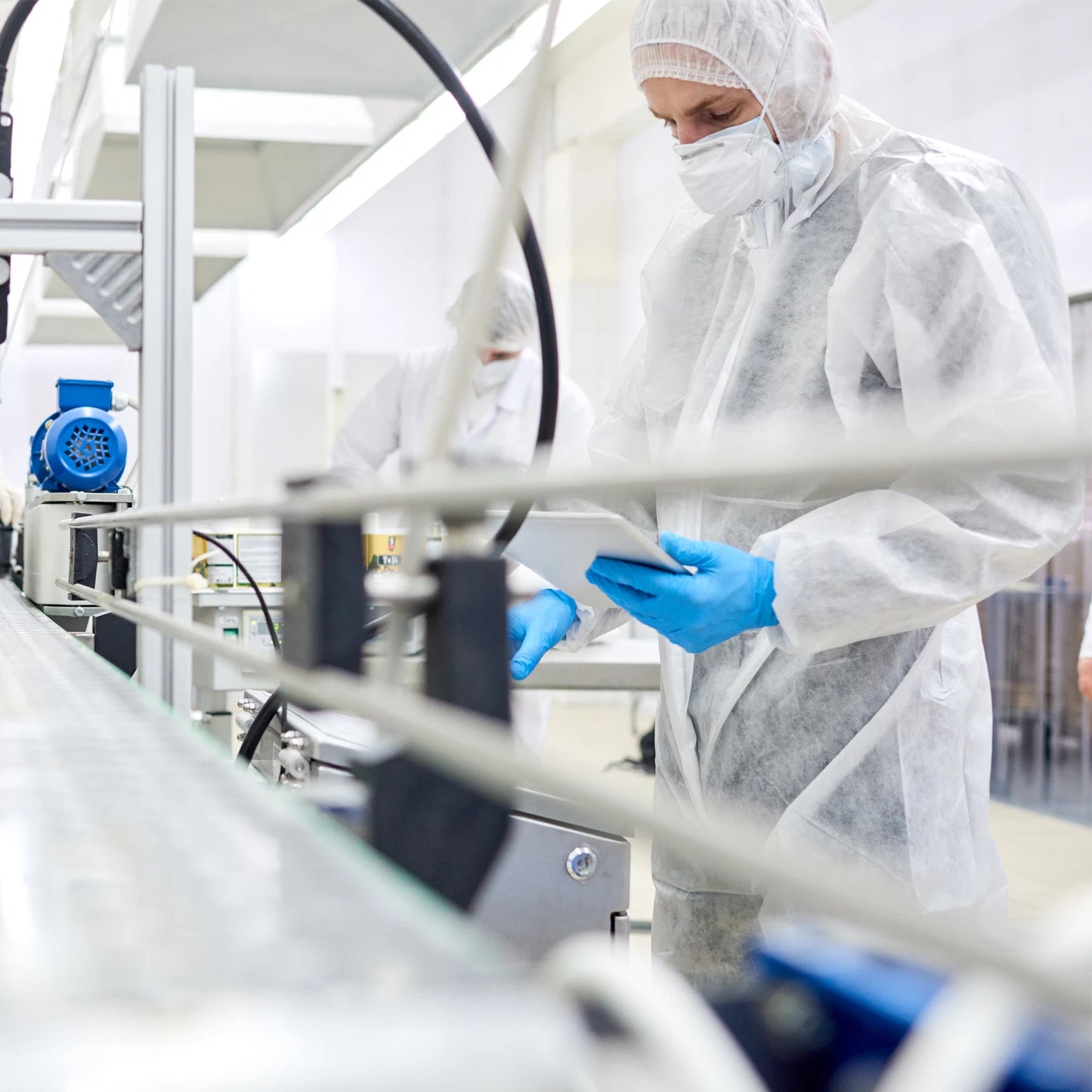 Pro-Val XXL Disposable Coverall, Breathable, Dust Resistant, Elasticated, Lightweight