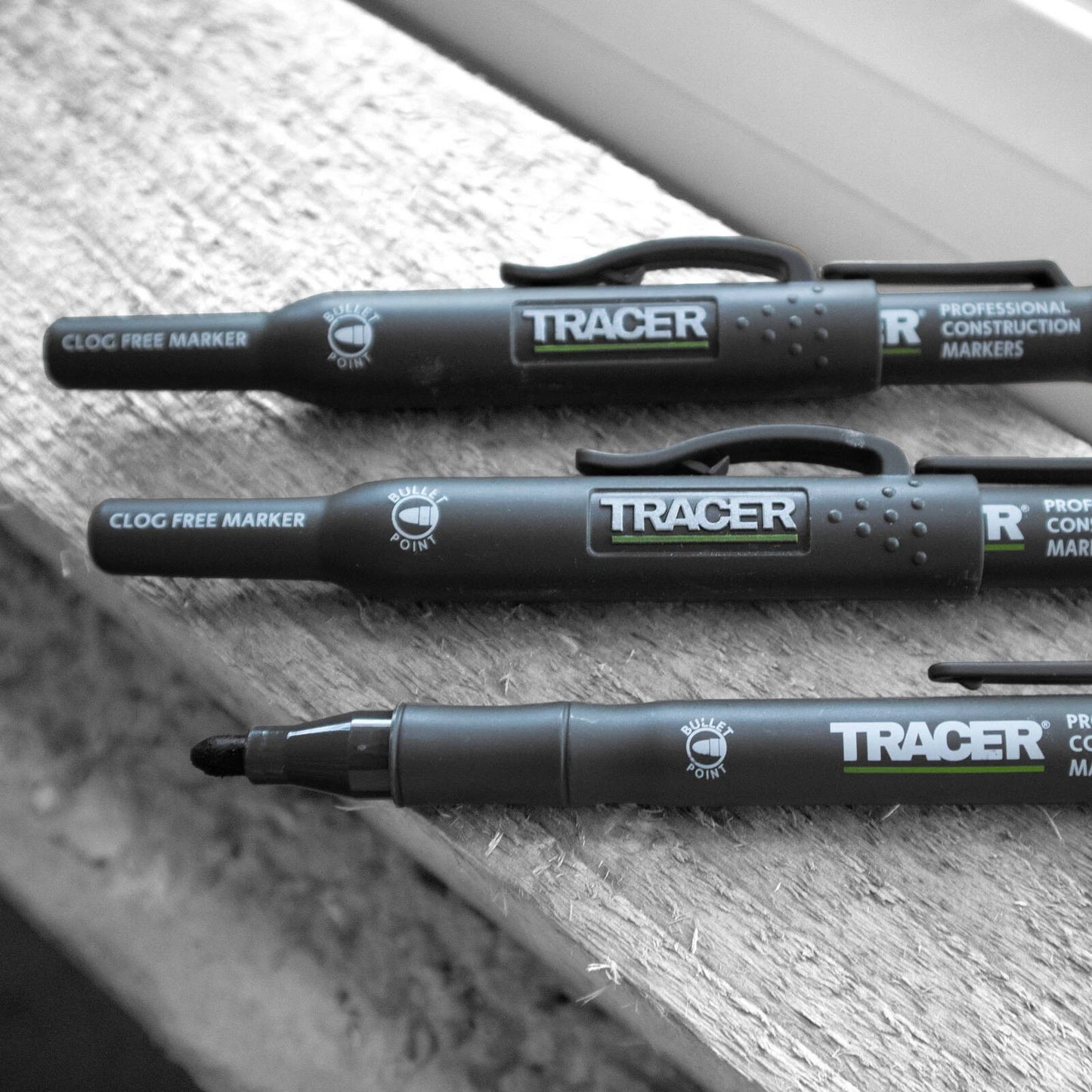 Tracer Clog Free Marker Black - Durable, Versatile, Dust-Resistant, Includes Holster
