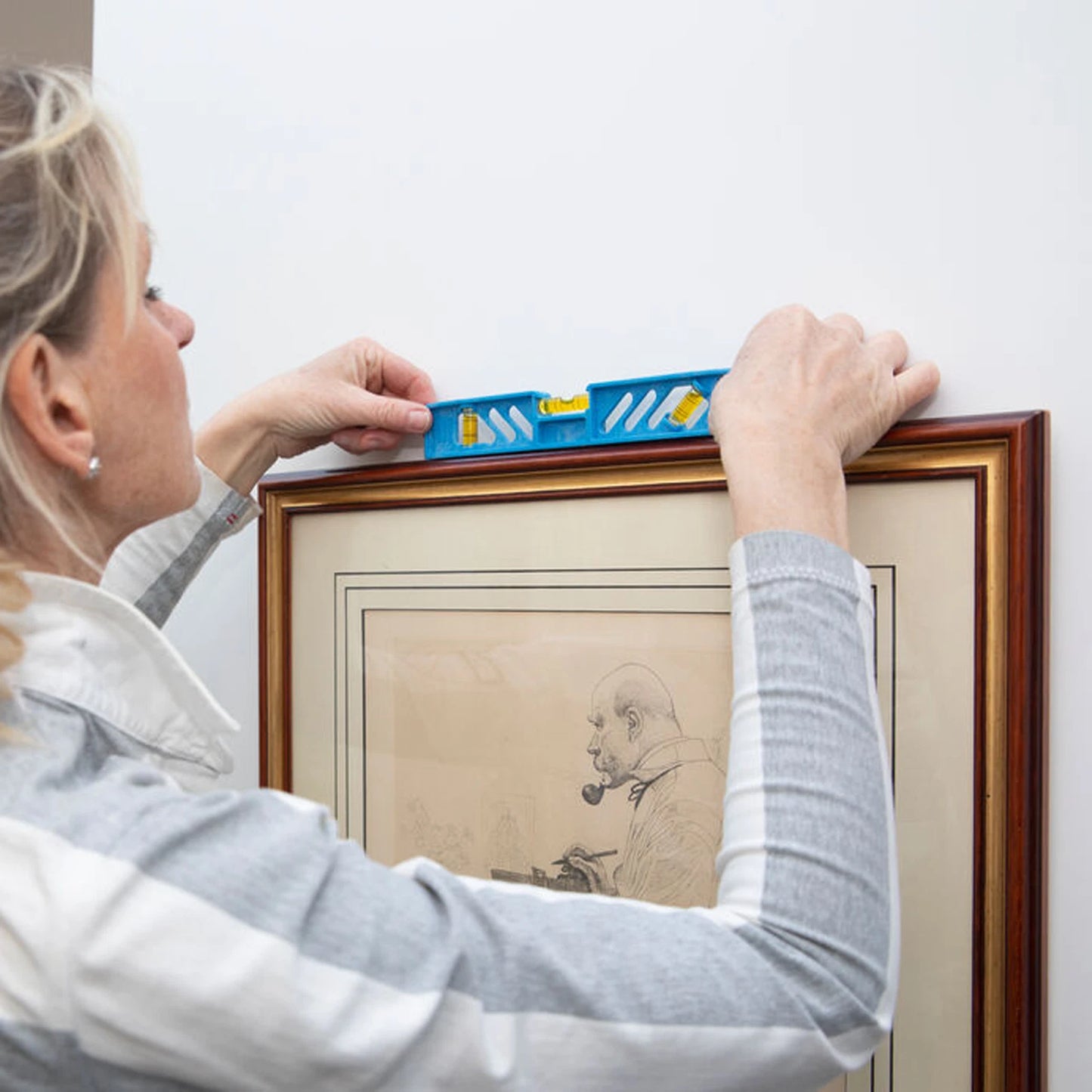 Empire 225mm Polycast Torpedo Level, Non-Conductive, Waterproof, 3 Vials