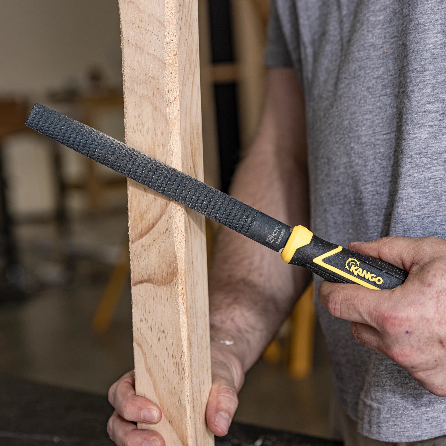 Kango 200mm Flat Bastard Cut File, Tempered Carbon Steel, Ergonomic Handle, Rust-Resistant