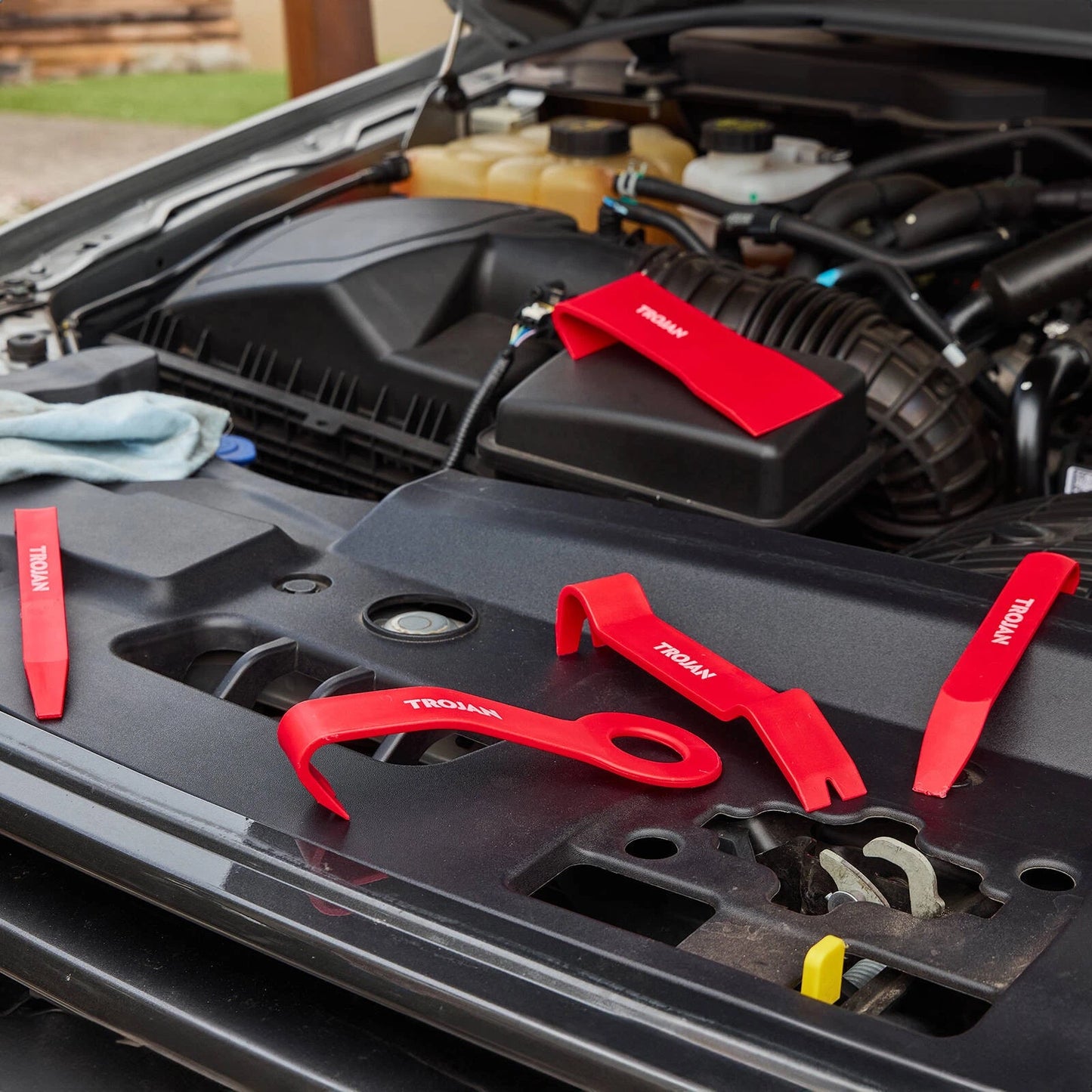 Trojan 5 Piece Trim Removal Kit - Nylon Body, Versatile Tools, Universal Compatibility, Lifetime Warranty