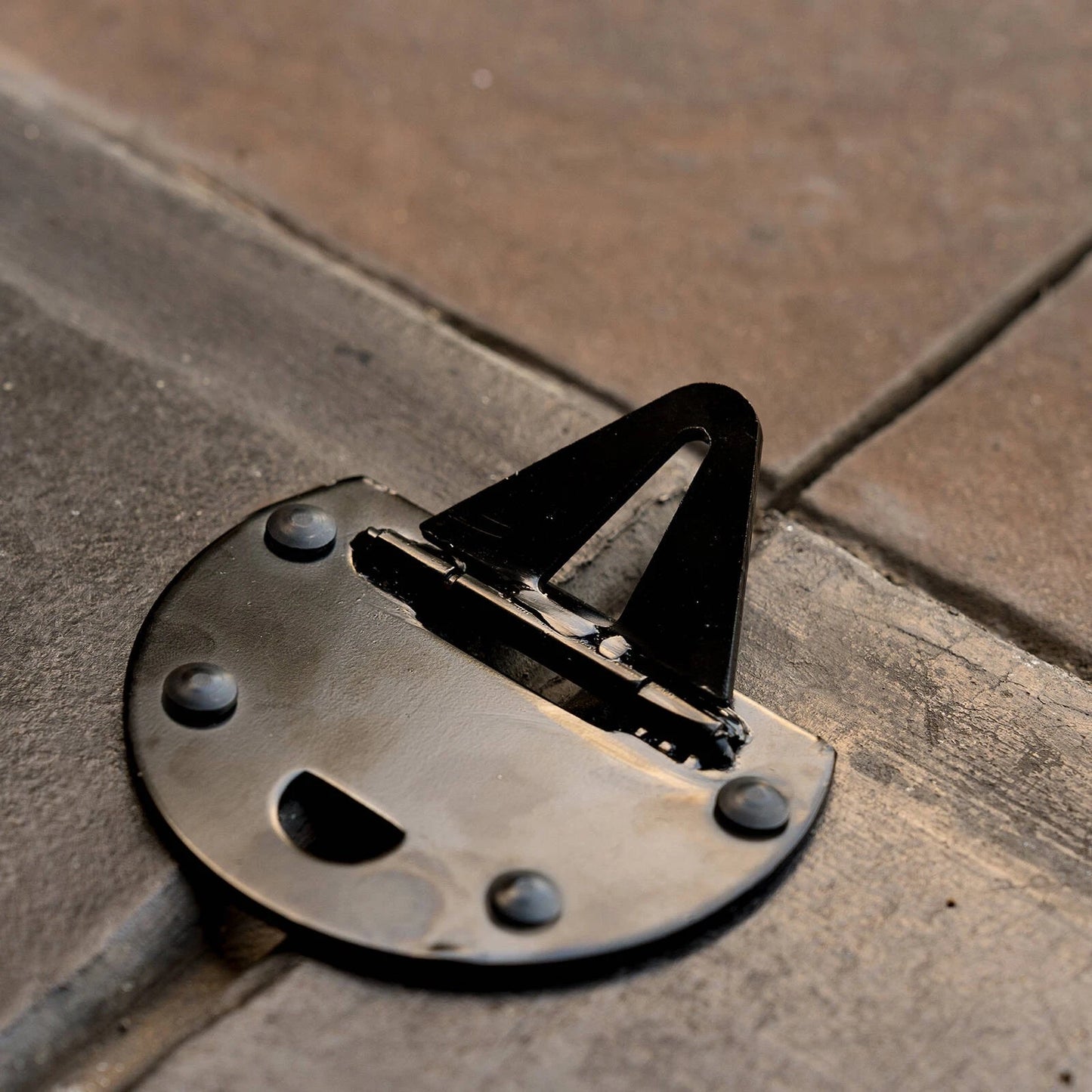 Taskmaster 100mm Black Matte Zinc Garage Door Floor Anchor for DIY Security