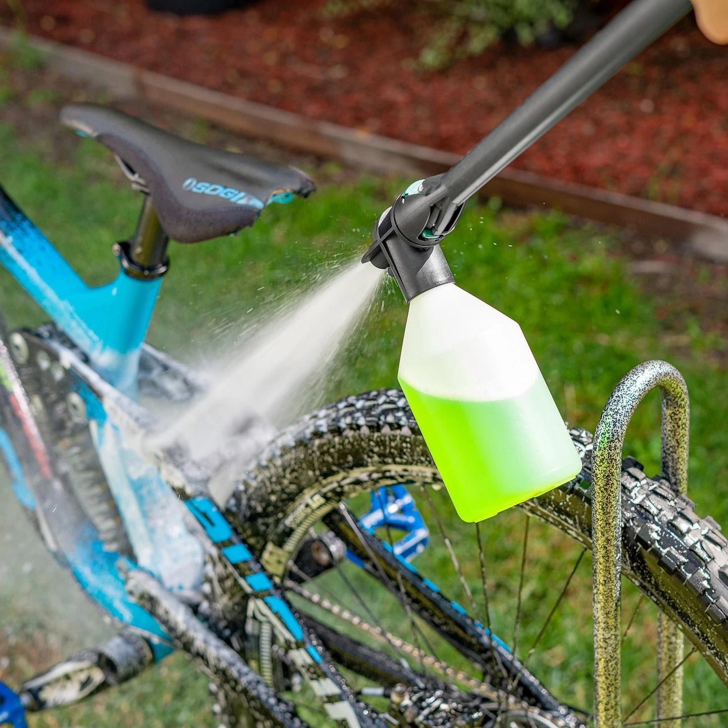 Gerni High Pressure Washer 1810PSI 1500W with Patio Cleaner & Accessories