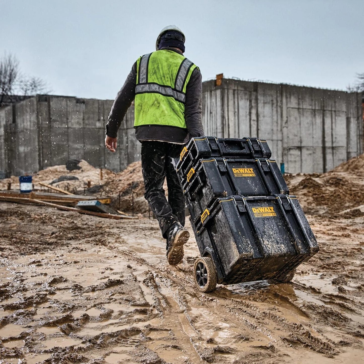 DeWALT ToughSystem 2.0 3-in-1 Toolbox Bundle, IP65 Water Seal, Portable & Lockable
