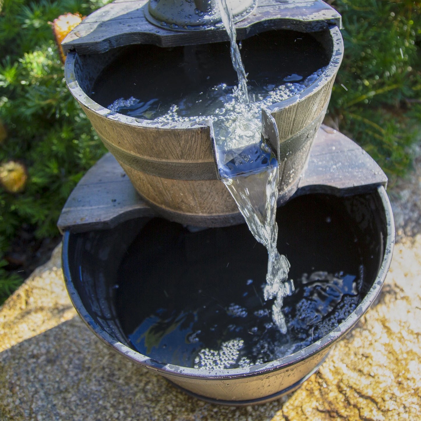 Northcote Pottery Oakden Barrel Water Fountain 48x67cm HDR Resin, Low Voltage Pump