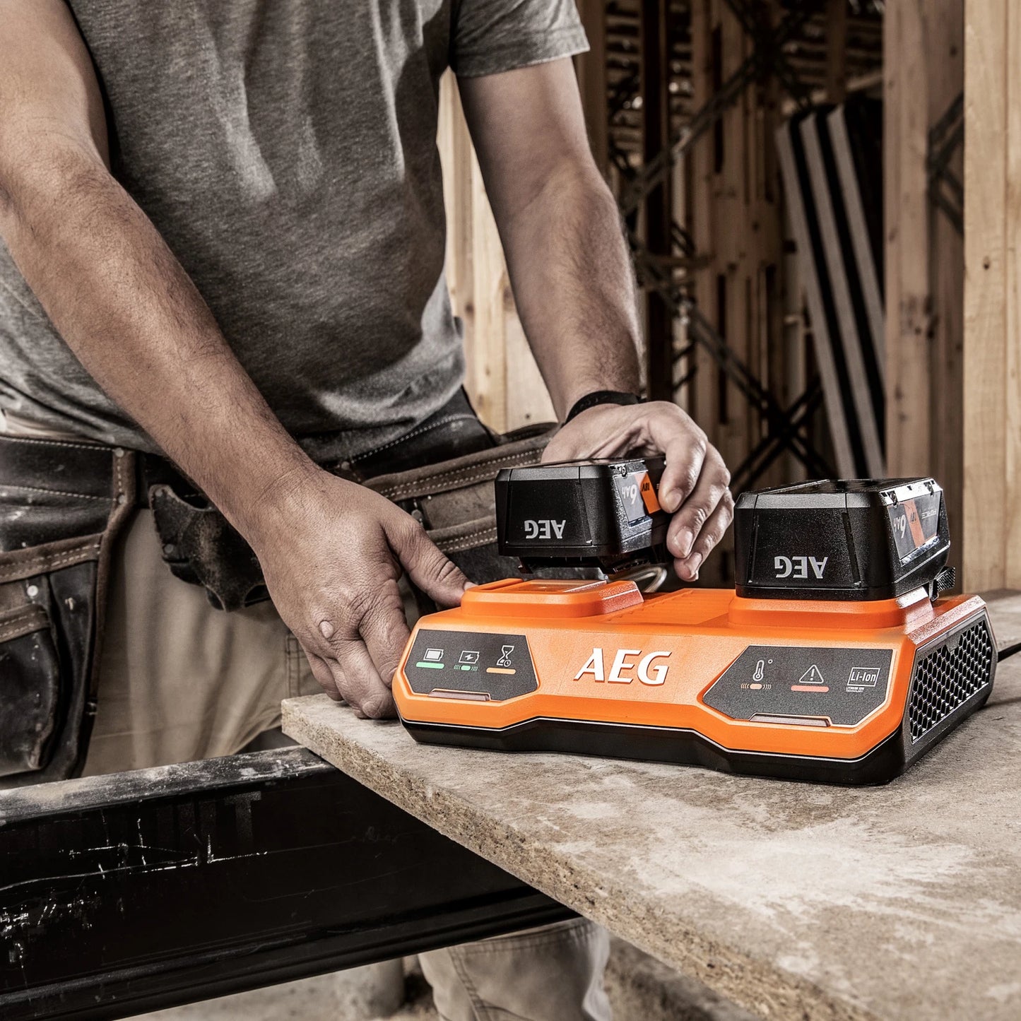 AEG 18V 5.0Ah Dual Port Charger & Battery Twin Pack with Fast Charging & Fuel Gauge