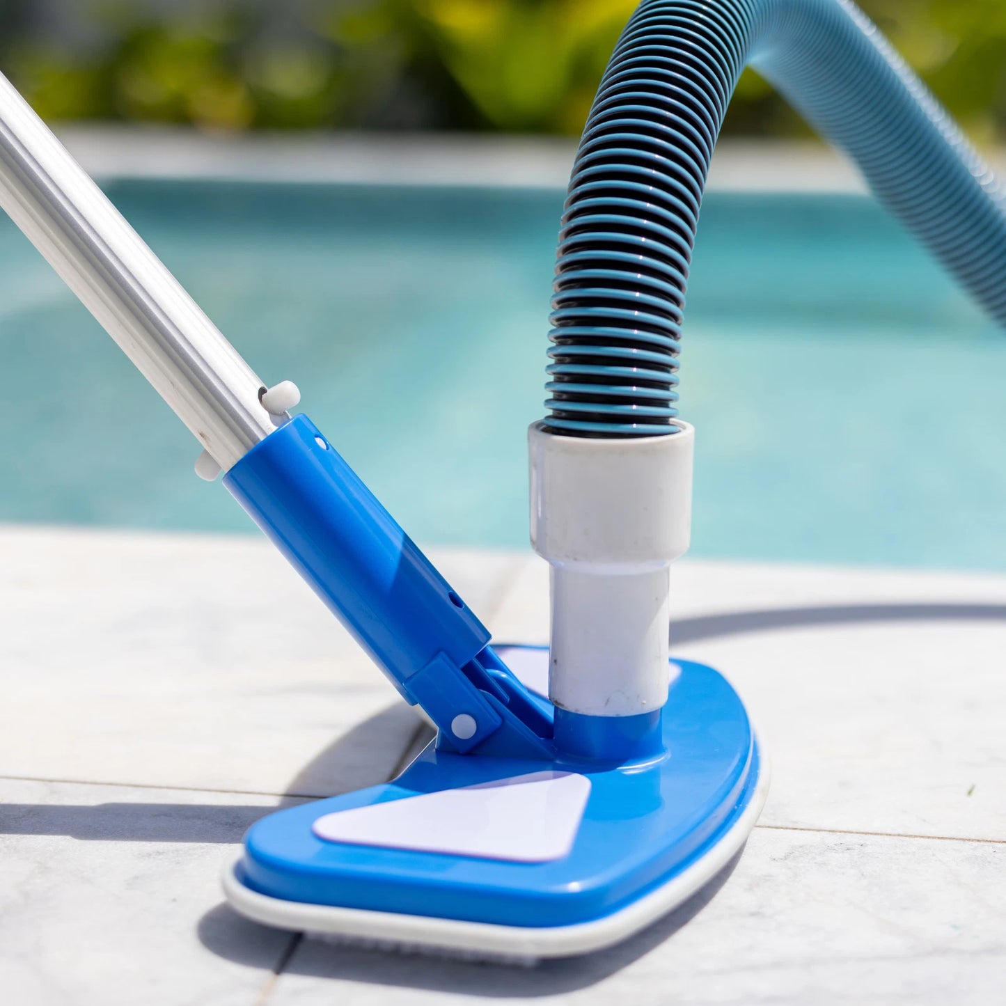 Hy-Clor Vinyl Vacuum Head for Vinyl & Fibreglass Pools, Soft Bristles, Universal Pole & Hose Fit