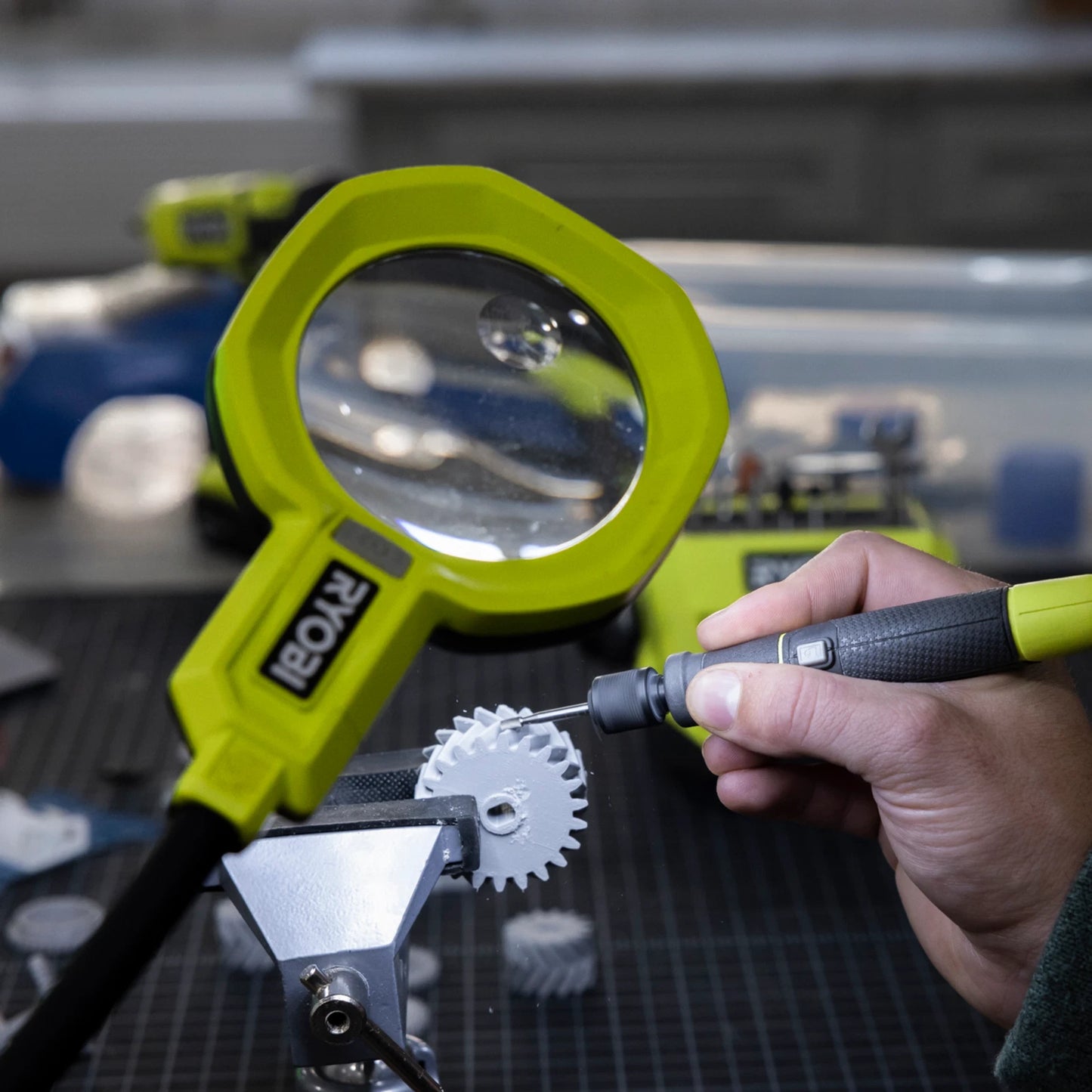 Ryobi 16 Piece Carving and Engraving Set with Burrs, Polishing Wheels, Grinding Stone