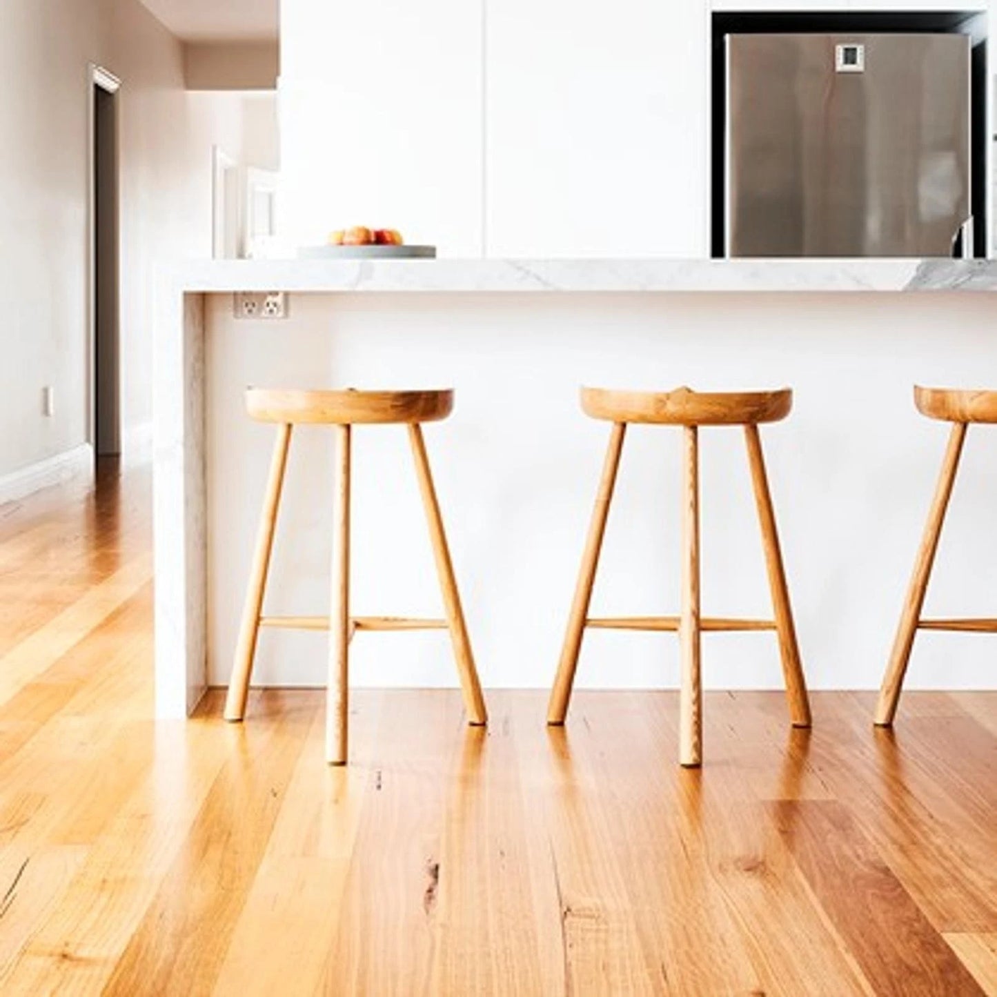 Cabot's 10L Satin Water-Based CFP Floor Finish, Durable, Fast-Drying, Matte Sheen