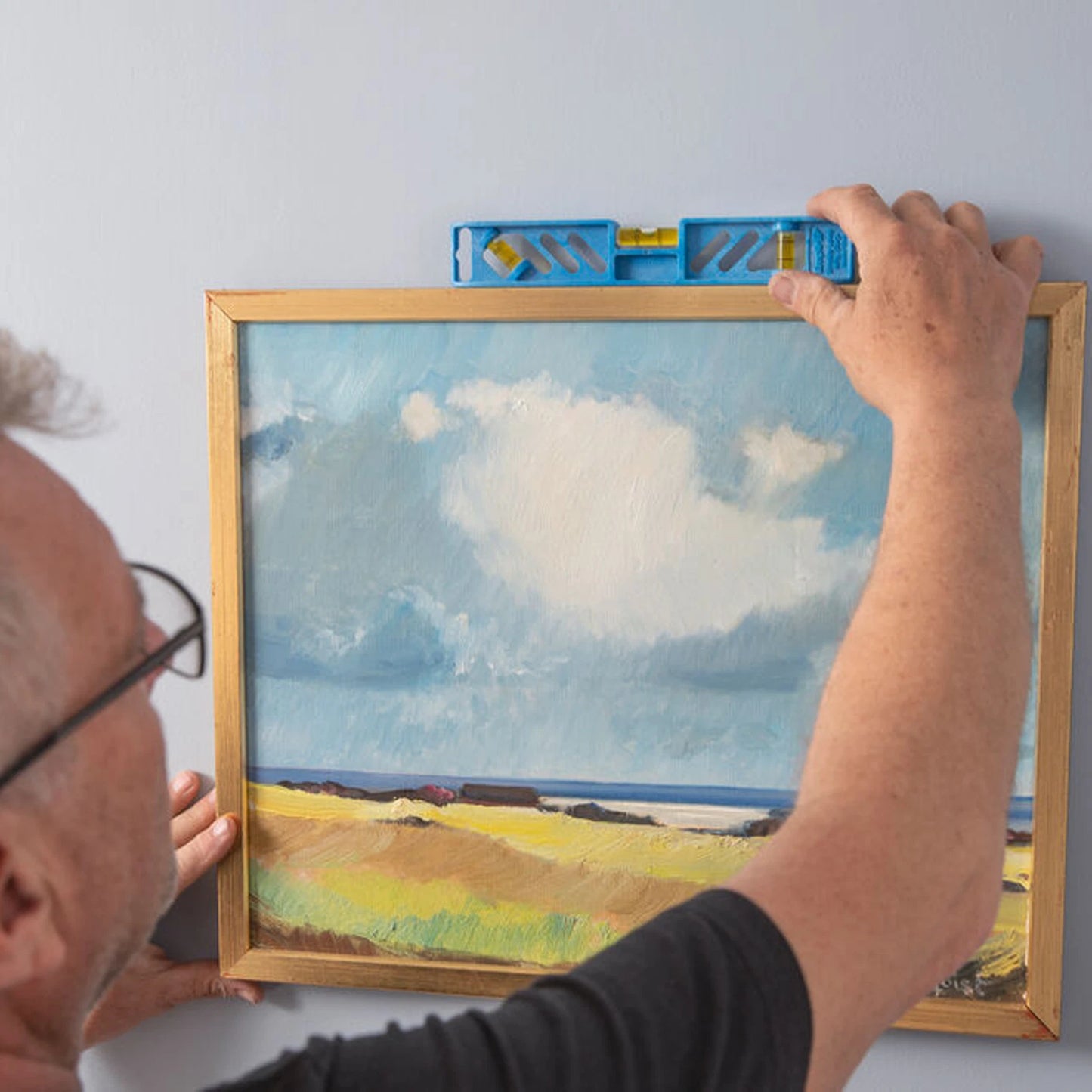 Empire 225mm Polycast Torpedo Level, Non-Conductive, Waterproof, 3 Vials