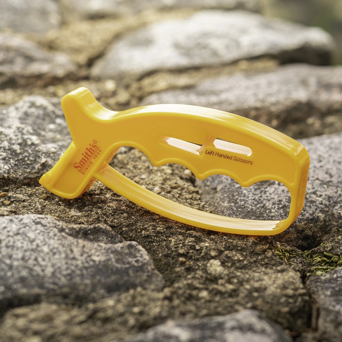 Smith's 10-Second Knife & Scissors Sharpener with Carbide Blades & Safety Guards