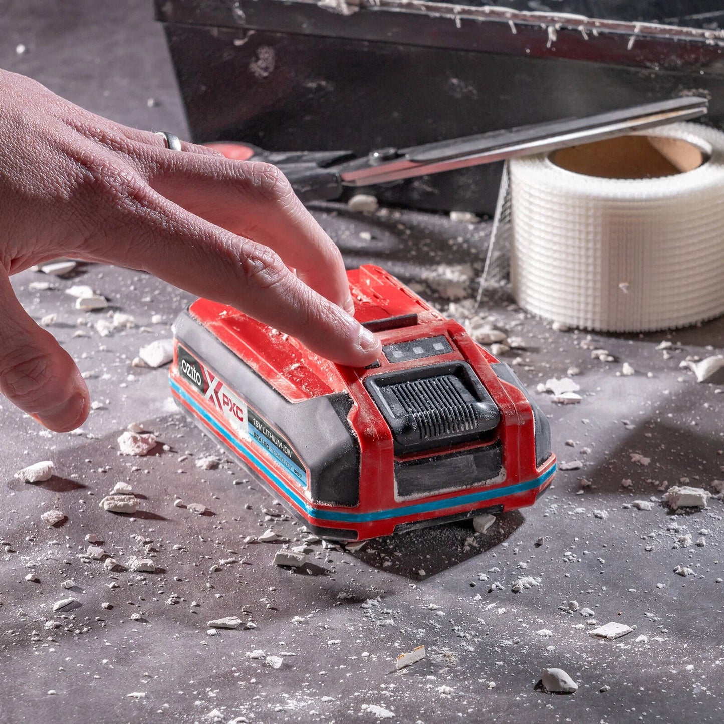 Ozito PXC 18V 4.0AH Sealed Battery, Water & Dust Resistant, High Density Cells