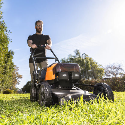 AEG 18V FORCE HD 12.0Ah Battery with Smart Electronics & Reinforced Design