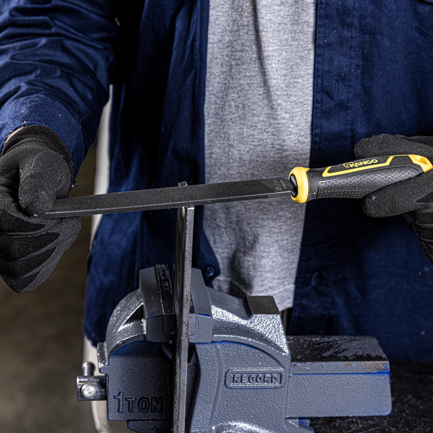 Kango 200mm Half Round Bastard Cut File, Tempered Carbon Steel, Ergonomic Grip, Rust Resistant