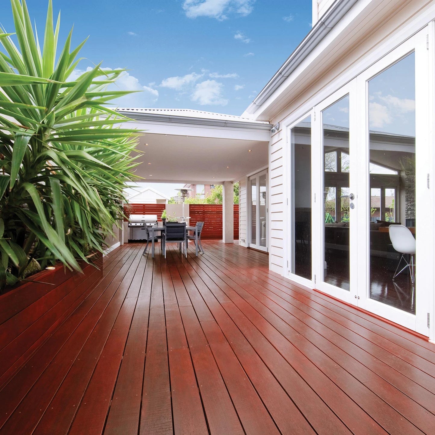Cabot's 4L Merbau Oil-Based Timber Stain - Durable, Water-Repellent, UV Resistant