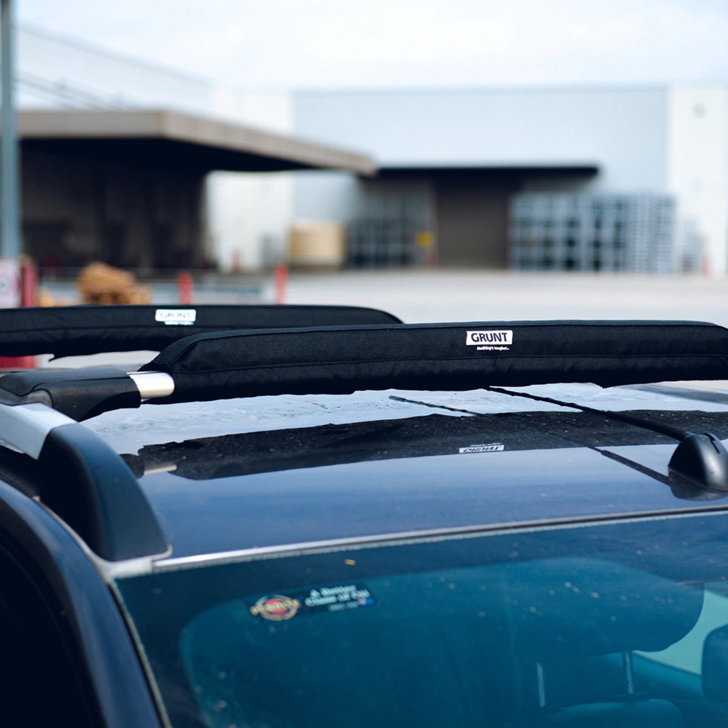GRUNT Cargo Protector Large Black 80cm - Durable Roof Rack Pad with Velcro Attachment