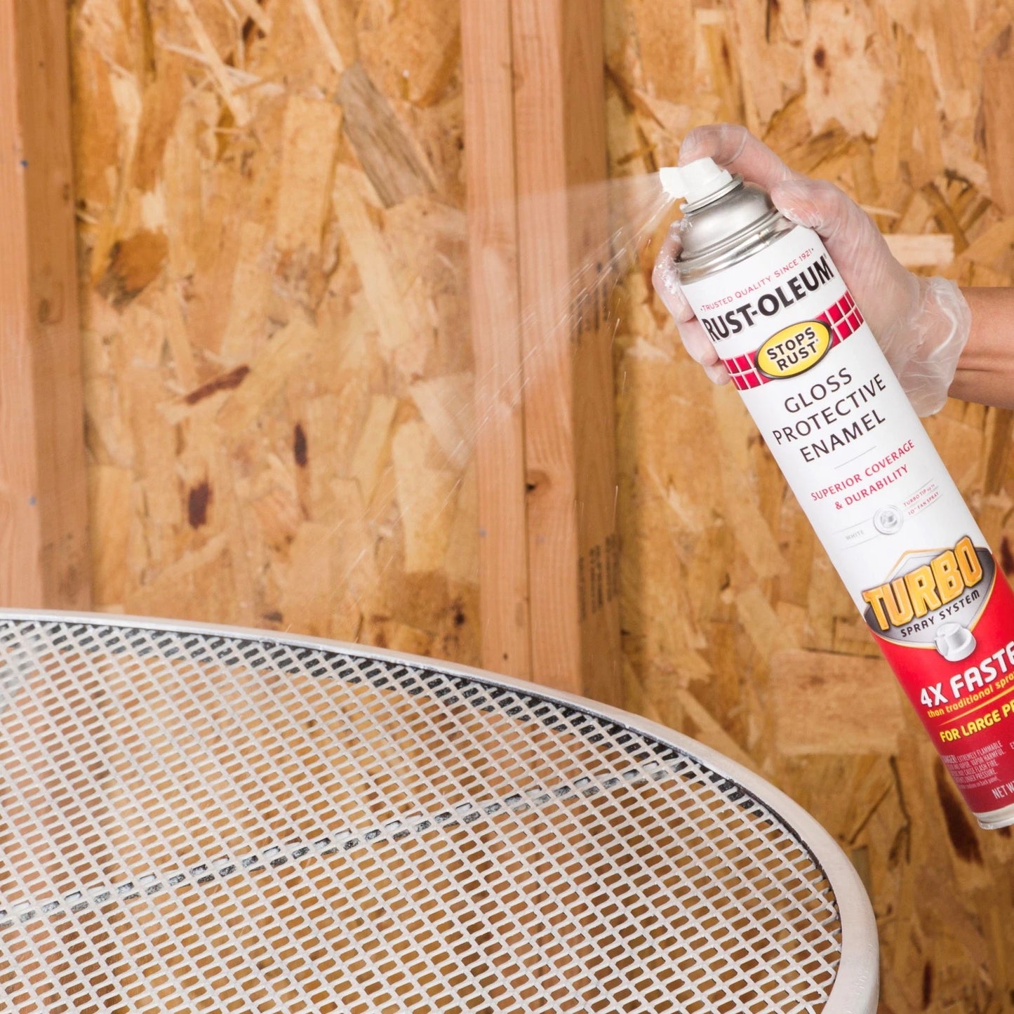 Rust-Oleum White Gloss Turbo Spray Paint 680g - Fast-Acting, High Coverage, Weather Resistant